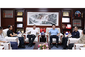 南宁市委常委、常务副市长陈竑一行到访商会秘书处